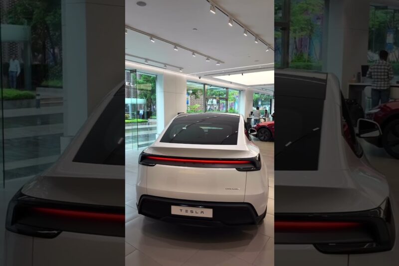 “2023 Tesla Model Y: Elevate Your Drive with Stunning Styling and Advanced Features”: