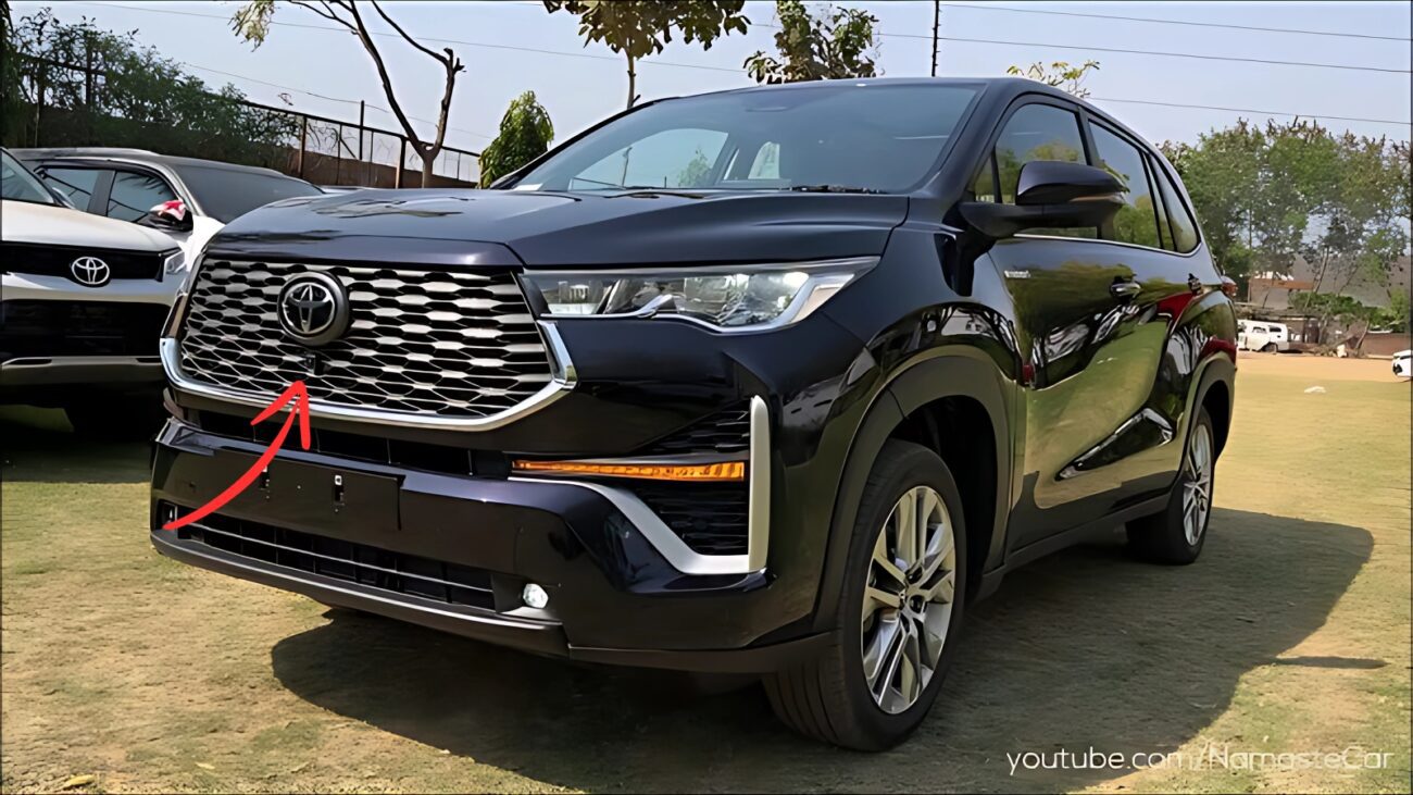 Toyota Innova Hycross