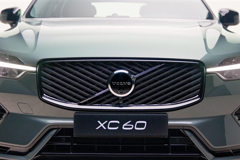 “Experience the Enhanced 2025 Volvo XC60 Facelift: Elevate Your Luxury SUV Journey”: