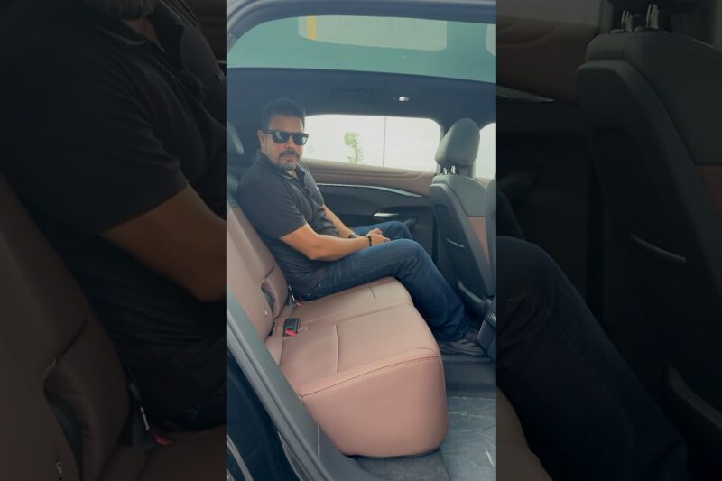 “Discover the VinFast VF7: Spacious Backseat Comfort That Redefines Luxury for 5 Passengers”: