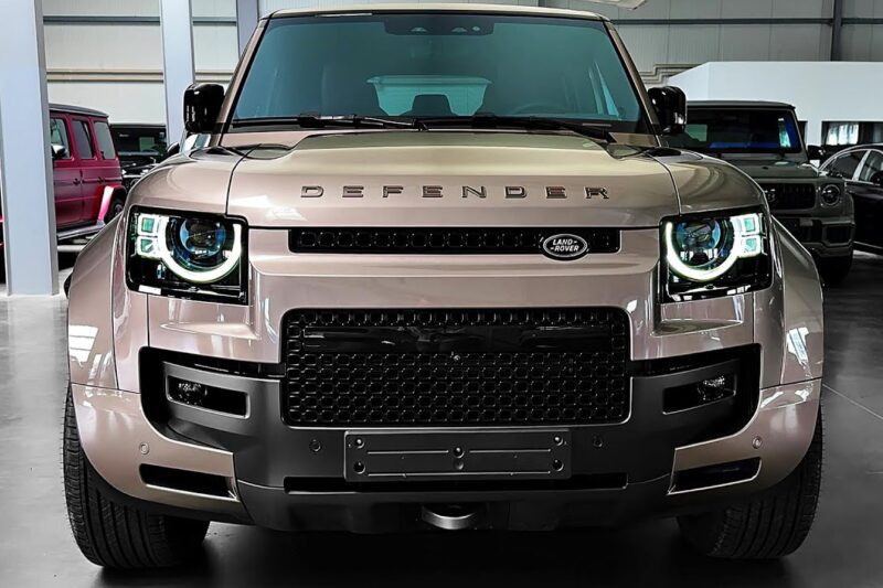 “Unleash Adventure: Discover the 2025 Land Rover Defender Octa – A Dynamic Luxury SUV Packed with Features”: