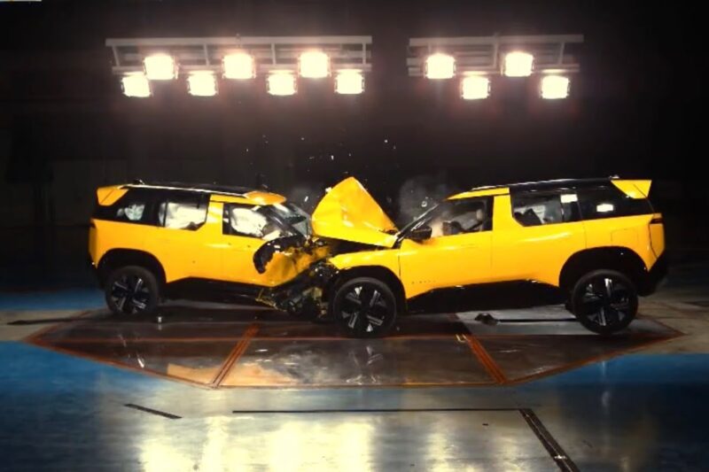 Tata Sierra Car To Car Crash Test | First Time in India | Best In Segment Safety Rating Yet To Come